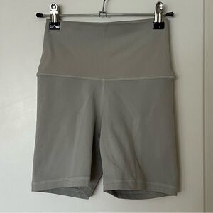 SET ACTIVE Bike Shorts in Reign XS